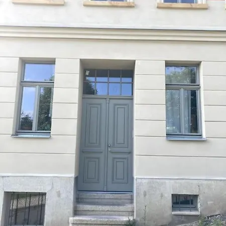 Little Fine Close To Leipzig * Цайц